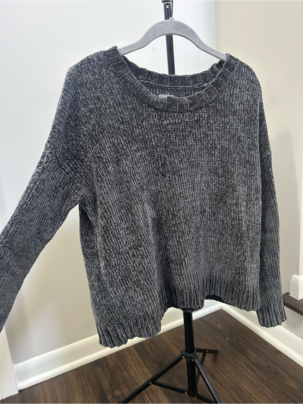 aerie Charcoal Gray Chenille Crewneck Sweater